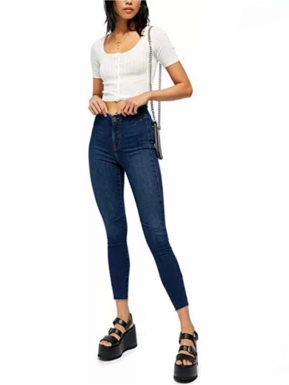 We The Free Miles High Cropped Skinny Jeans in “Feel Like Sunshine” Blue, SZ 29‎
